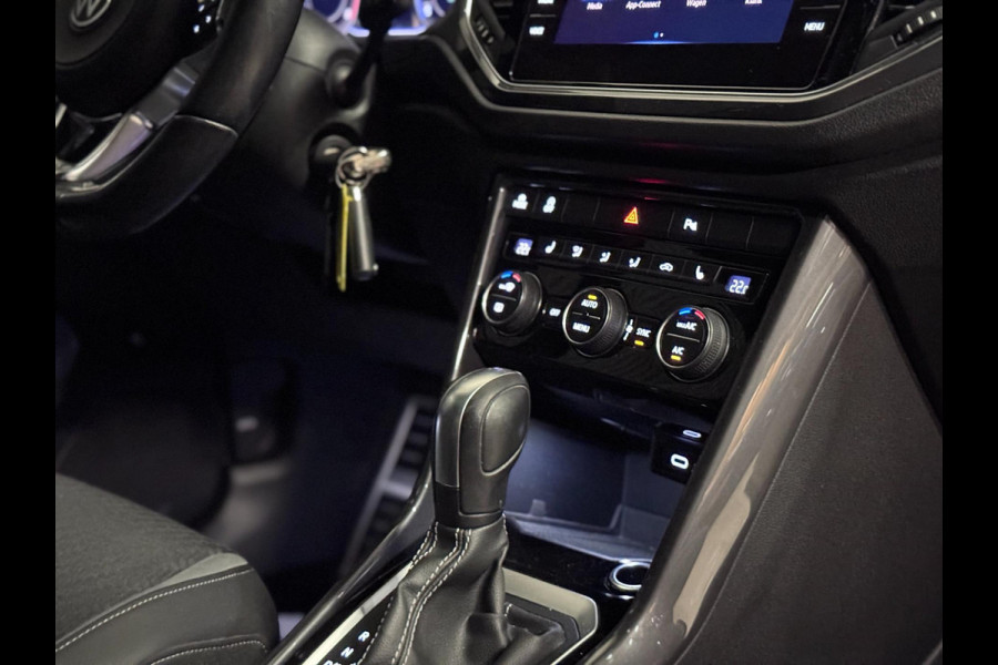 Volkswagen T-Roc 1.5 TSI 3X R-LINE | PANO | VIRTUAL | LED | LANE ASS. | VOL!