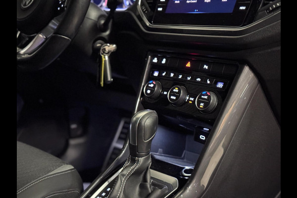 Volkswagen T-Roc 1.5 TSI 3X R-LINE | PANO | VIRTUAL | LED | LANE ASS. | VOL!