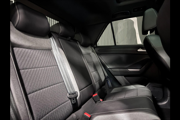 Volkswagen T-Roc 1.5 TSI 3X R-LINE | PANO | VIRTUAL | LED | LANE ASS. | VOL!
