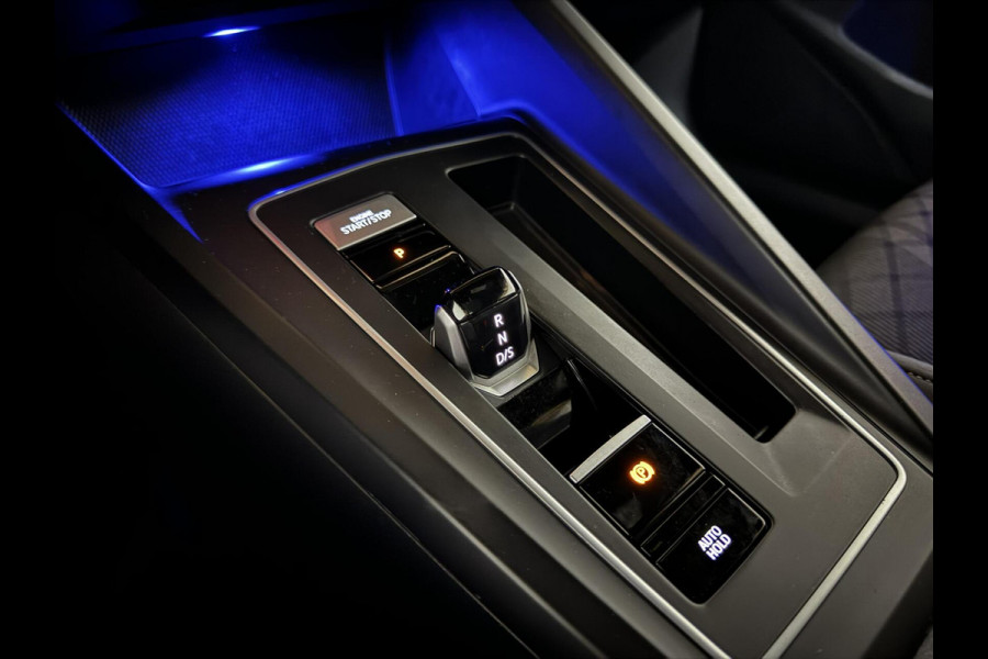 Volkswagen Golf 1.5 eTSI R-Line Pano Harman/Kardon Carplay Sfeer