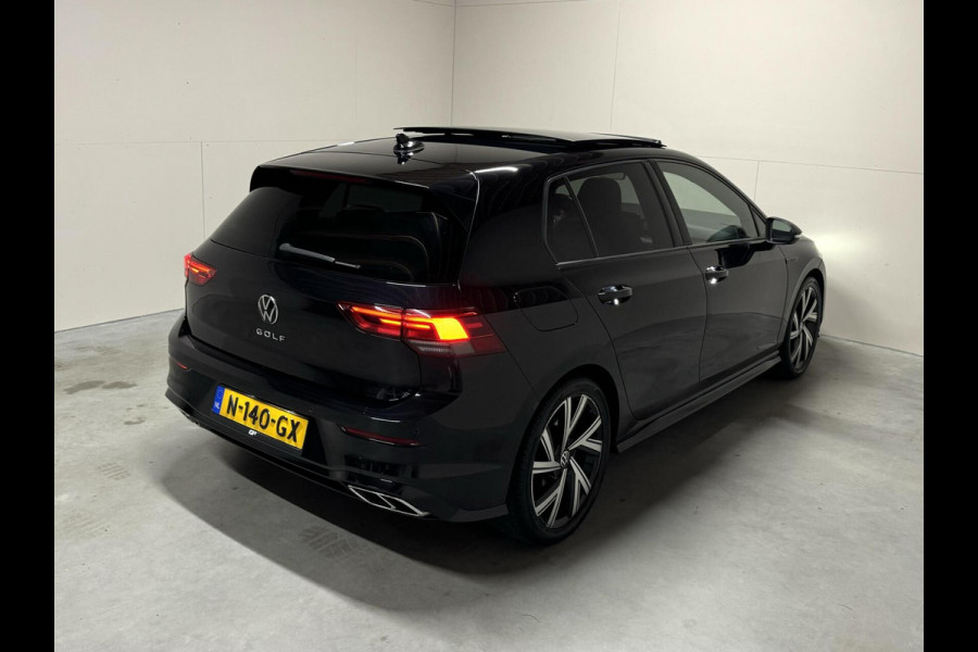 Volkswagen Golf 1.5 eTSI R-Line Pano Harman/Kardon Carplay Sfeer