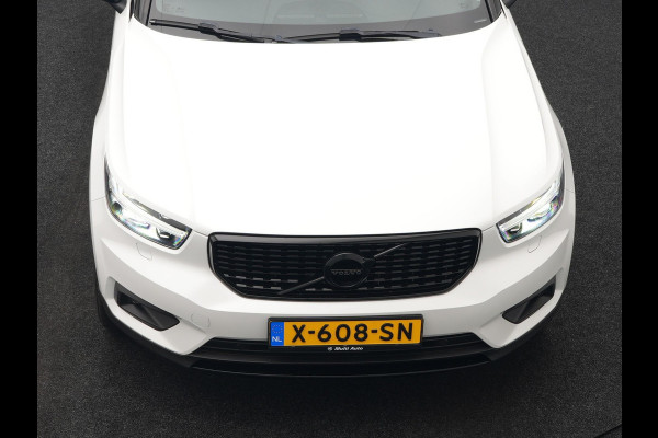 Volvo XC40 T5 Recharge R-Design Polestar Engineered Plug In Hybrid PHEV | Trekhaak Af Fabriek | Panodak | Camera | Harman / Kardon | Alcantara Sportstoelen & Stuur Verwarmd | Apple Carplay | 19"L.M | Navigatie | DAB |