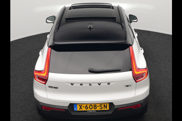 Volvo XC40 T5 Recharge R-Design Polestar Engineered Plug In Hybrid PHEV | Trekhaak Af Fabriek | Panodak | Camera | Harman / Kardon | Alcantara Sportstoelen & Stuur Verwarmd | Apple Carplay | 19"L.M | Navigatie | DAB |