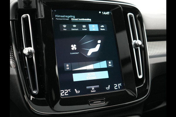 Volvo XC40 T5 Recharge R-Design Polestar Engineered Plug In Hybrid PHEV | Trekhaak Af Fabriek | Panodak | Camera | Harman / Kardon | Alcantara Sportstoelen & Stuur Verwarmd | Apple Carplay | 19"L.M | Navigatie | DAB |
