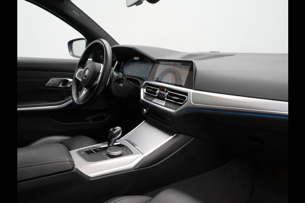 BMW 3 Serie Touring 330e M Sport Plug In Hybrid 293pk Dealer O.H. PHEV | Panodak | Head Up | 360 Camera | Adaptive Cruise | Harman & Kardon | Nappa Lederen Sportstoelen Memory & Verwarmd | Adaptief Onderstel | Laser LED | Apple Carplay | Sfeerverlichting |
