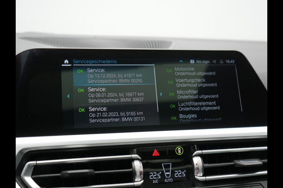 BMW 3 Serie Touring 330e M Sport Plug In Hybrid 293pk Dealer O.H. PHEV | Panodak | Head Up | 360 Camera | Adaptive Cruise | Harman & Kardon | Nappa Lederen Sportstoelen Memory & Verwarmd | Adaptief Onderstel | Laser LED | Apple Carplay | Sfeerverlichting |