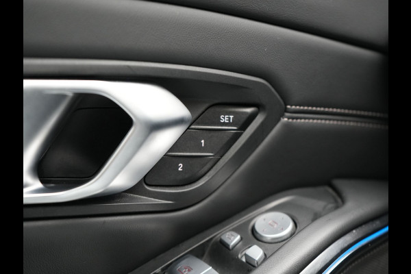 BMW 3 Serie Touring 330e M Sport Plug In Hybrid 293pk Dealer O.H. PHEV | Panodak | Head Up | 360 Camera | Adaptive Cruise | Harman & Kardon | Nappa Lederen Sportstoelen Memory & Verwarmd | Adaptief Onderstel | Laser LED | Apple Carplay | Sfeerverlichting |