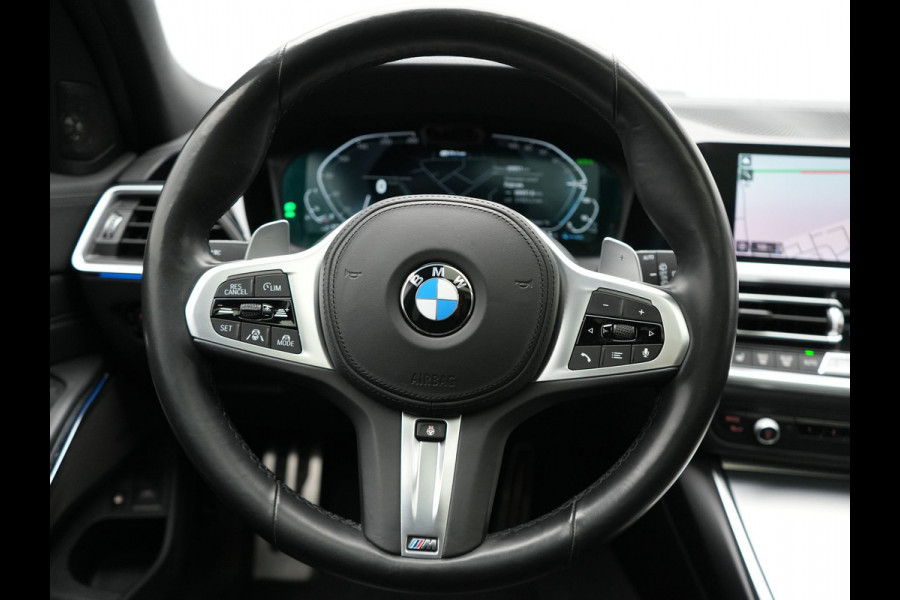 BMW 3 Serie Touring 330e M Sport Plug In Hybrid 293pk Dealer O.H. PHEV | Panodak | Head Up | 360 Camera | Adaptive Cruise | Harman & Kardon | Nappa Lederen Sportstoelen Memory & Verwarmd | Adaptief Onderstel | Laser LED | Apple Carplay | Sfeerverlichting |