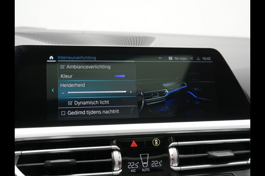 BMW 3 Serie Touring 330e M Sport Plug In Hybrid 293pk Dealer O.H. PHEV | Panodak | Head Up | 360 Camera | Adaptive Cruise | Harman & Kardon | Nappa Lederen Sportstoelen Memory & Verwarmd | Adaptief Onderstel | Laser LED | Apple Carplay | Sfeerverlichting |