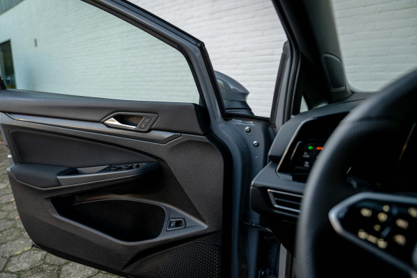 Volkswagen Golf 1.4 eHybrid GTE 245pk Matrix LED mistl. Dyn Light