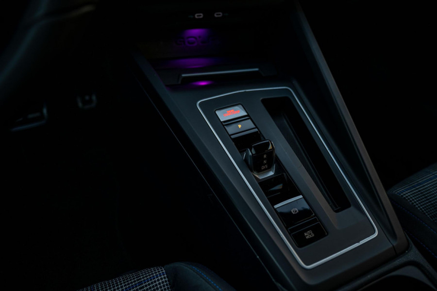 Volkswagen Golf 1.4 eHybrid GTE 245pk Matrix LED mistl. Dyn Light