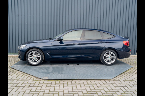 BMW 3-serie Gran Turismo | Apple Carplay | Head Up | Keyless | 320i Executive Prijs Rijklaar!!