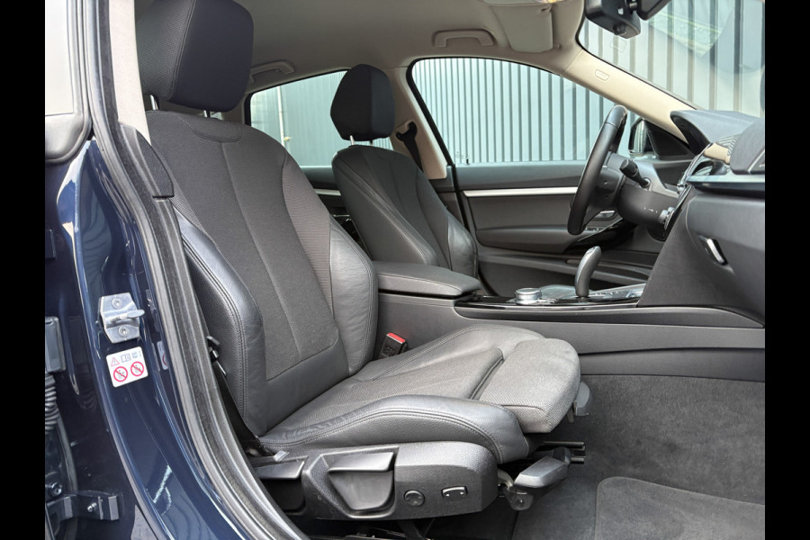 BMW 3-serie Gran Turismo | Apple Carplay | Head Up | Keyless | 320i Executive Prijs Rijklaar!!