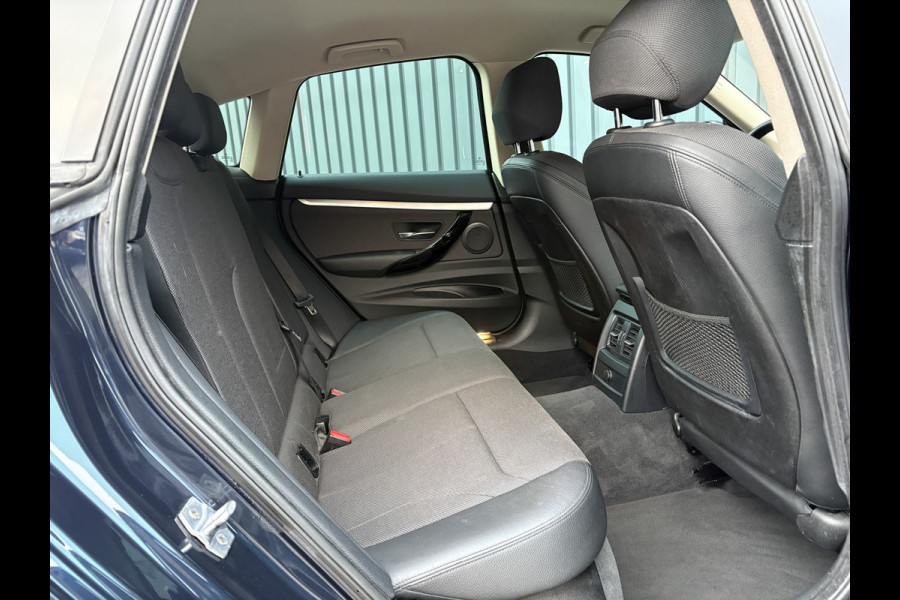BMW 3-serie Gran Turismo | Apple Carplay | Head Up | Keyless | 320i Executive Prijs Rijklaar!!