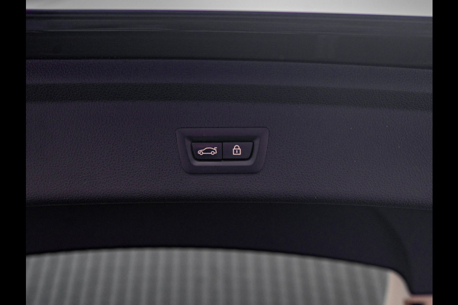 BMW 3-serie Gran Turismo | Apple Carplay | Head Up | Keyless | 320i Executive Prijs Rijklaar!!