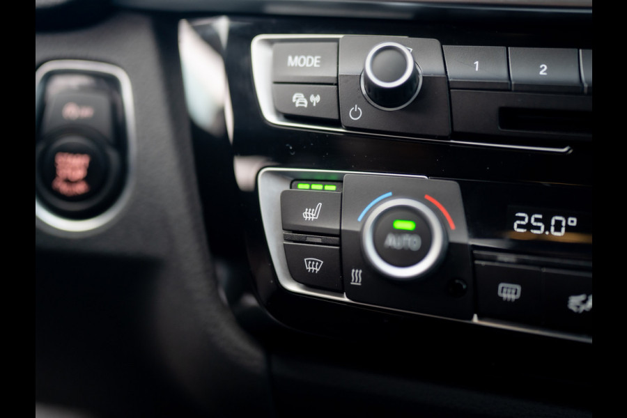 BMW 3-serie Gran Turismo | Apple Carplay | Head Up | Keyless | 320i Executive Prijs Rijklaar!!