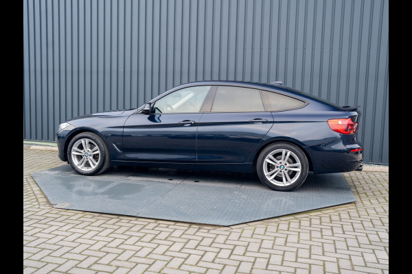 BMW 3-serie Gran Turismo | Apple Carplay | Head Up | Keyless | 320i Executive Prijs Rijklaar!!