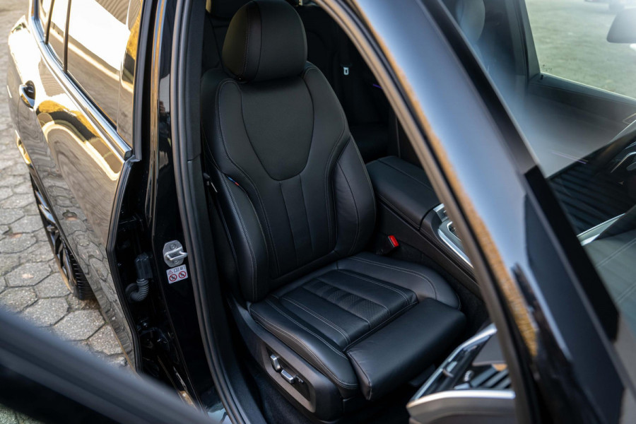 BMW X5 xDrive45e M-Sport Laser Bowers & Wilkins Trekhaak