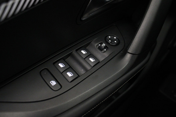 Peugeot 2008 1.2 PureTech 130 Allure |Stoelverw.|Camera|Navi|