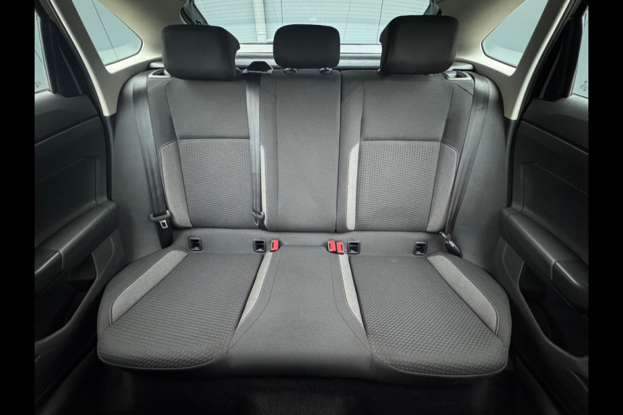 Volkswagen Taigo 1.0 TSI Life * Navigatie * Parkeersensoren * Adaptieve Cruise Control *