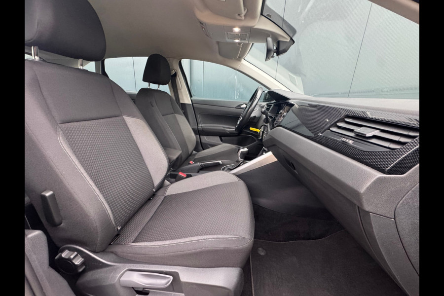 Volkswagen Taigo 1.0 TSI Life * Navigatie * Parkeersensoren * Adaptieve Cruise Control *