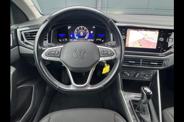 Volkswagen Taigo 1.0 TSI Life * Navigatie * Parkeersensoren * Adaptieve Cruise Control *