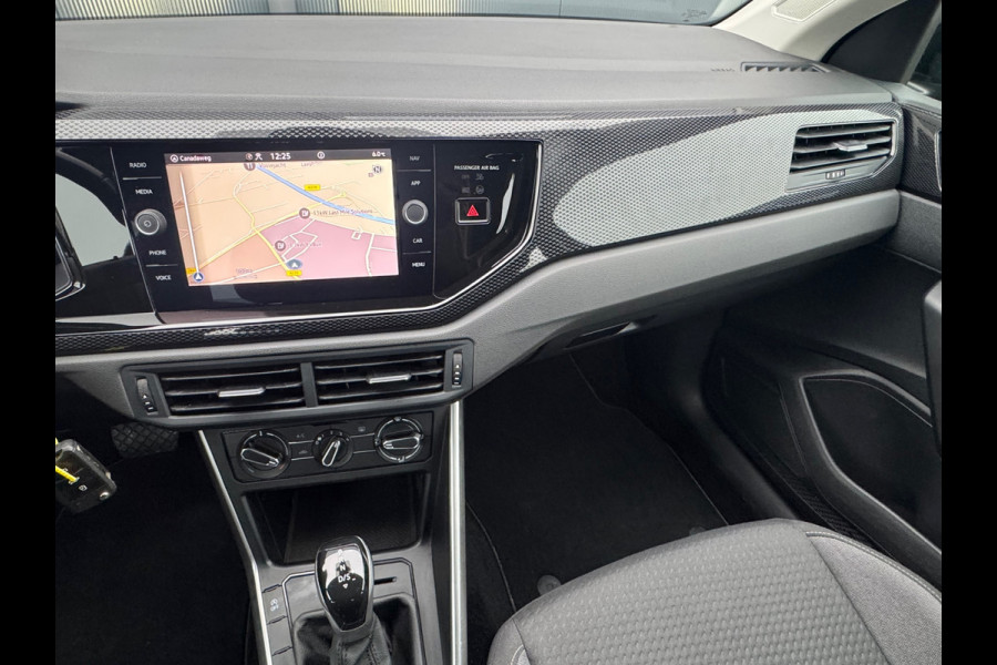 Volkswagen Taigo 1.0 TSI Life * Navigatie * Parkeersensoren * Adaptieve Cruise Control *