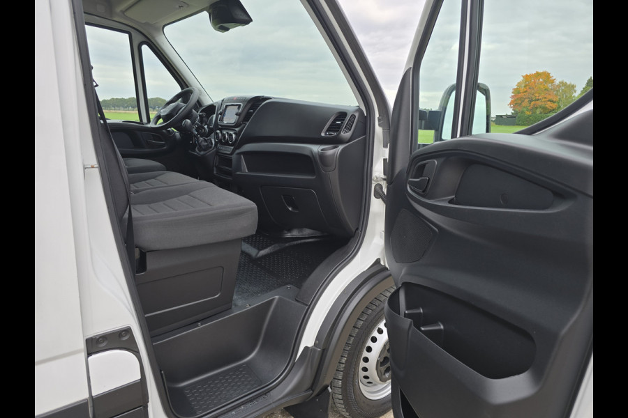 Iveco Daily 35S16V 2.3 410 H2 L3 H2 - 160 Pk - Euro 6 - ParkeerCamera - Airco - Cruise Control