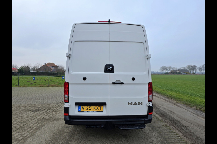 Volkswagen Crafter 35 2.0 TDI L4 H3 - MAN TGE - - 140 Pk - Euro 6 - Airco - Cruise Control