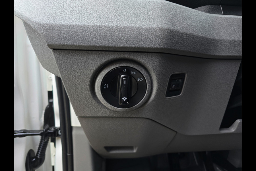 Volkswagen Crafter 35 2.0 TDI L4 H3 - MAN TGE - - 140 Pk - Euro 6 - Airco - Cruise Control