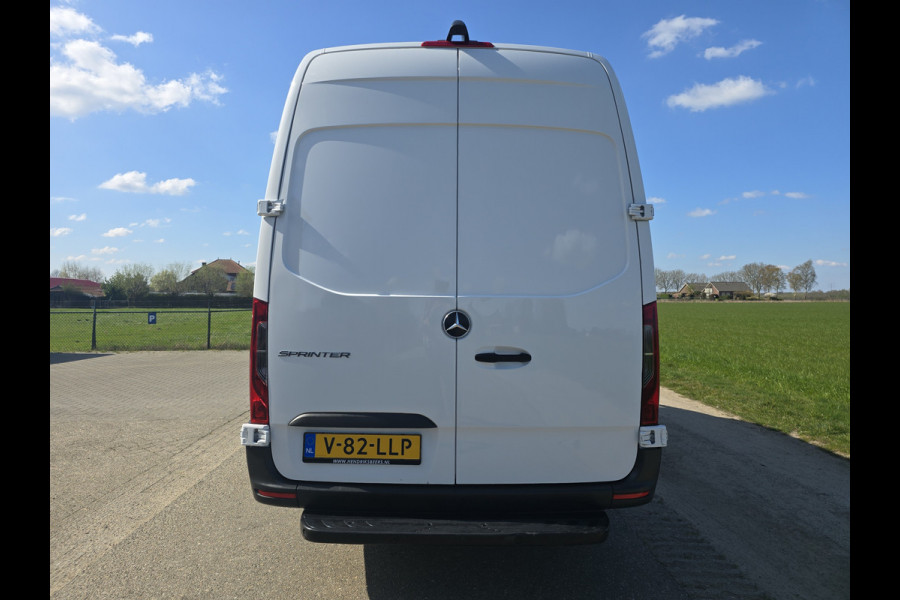 Mercedes-Benz Sprinter 315 1.9 CDI L3H2 RWD - 150 Pk - Euro 6 - RWD - MBUX - Camera - Airco - Cruise Control