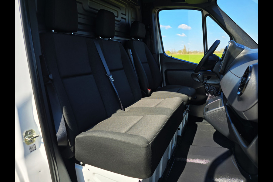Mercedes-Benz Sprinter 315 1.9 CDI L3H2 RWD - 150 Pk - Euro 6 - RWD - MBUX - Camera - Airco - Cruise Control