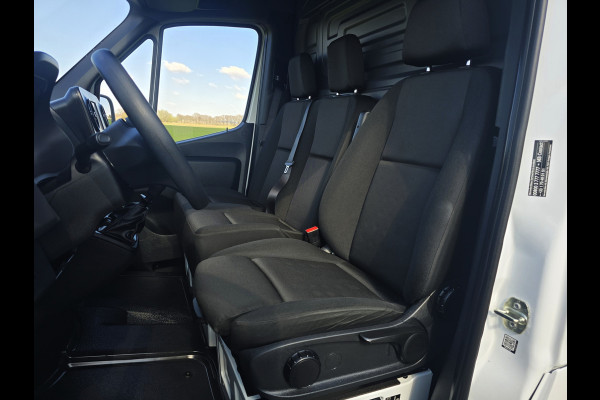 Mercedes-Benz Sprinter 315 1.9 CDI L3H2 RWD - 150 Pk - Euro 6 - RWD - MBUX - Camera - Airco - Cruise Control
