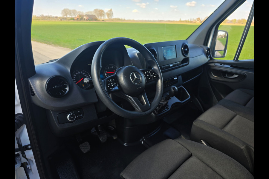 Mercedes-Benz Sprinter 315 1.9 CDI L3H2 RWD - 150 Pk - Euro 6 - RWD - MBUX - Camera - Airco - Cruise Control