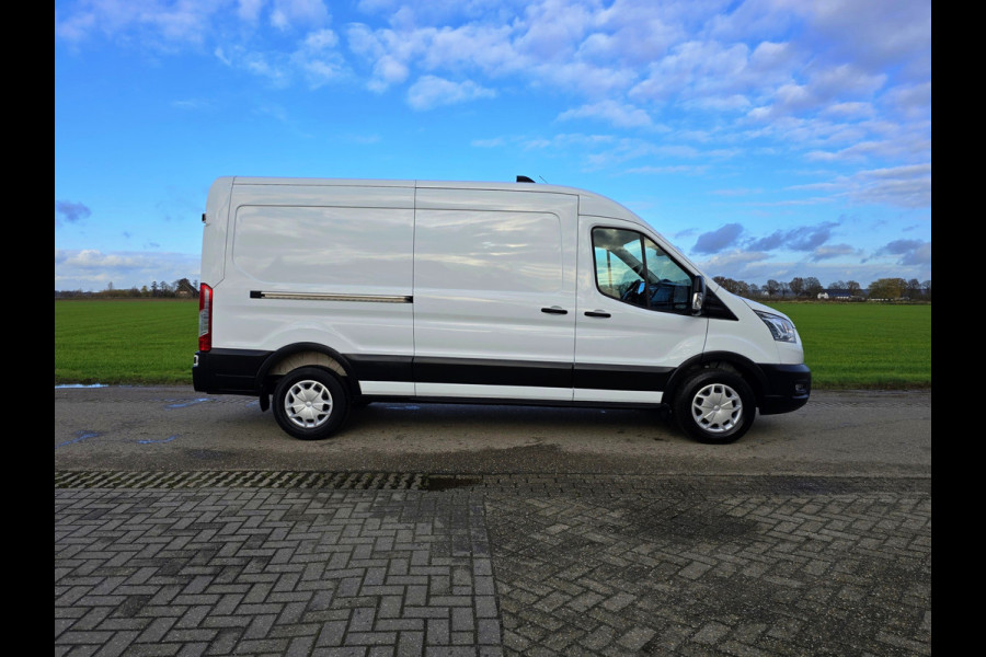 Ford Transit 350 2.0 TDCI L3 H2 Trend - 130 Pk - Euro 6 - Airco - Cruise Control - Parkeersens. V+A