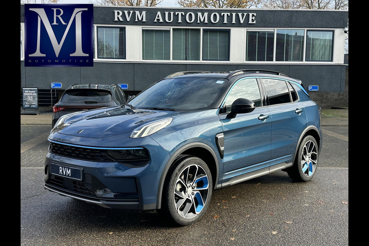 Lynk & Co 01 1.5 VAN: €30.900,- VOOR: €28.440,- UW EINDEJAARSVOORDEEL: €2.460,- | 11.000KM! PHEV PLUG-IN HYBRIDE | COMPLETE AUTO / ZWARTE HEMEL | ELEKTRISCH PANORAMADAK | FULL OPTIONS | LYNK & CO GARANTIE T/M 4-2028 | RIJKLAAR GELEVERD | BTW VERREKENBAAR