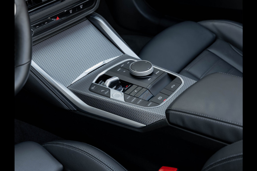 BMW 4 Serie Cabrio 430i xDrive - M-Sport - 19 inch - Stuurwiel Verwarming - Camera