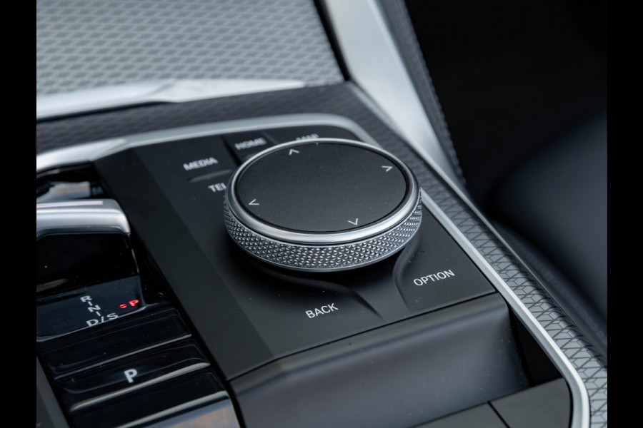 BMW 4 Serie Cabrio 430i xDrive - M-Sport - 19 inch - Stuurwiel Verwarming - Camera