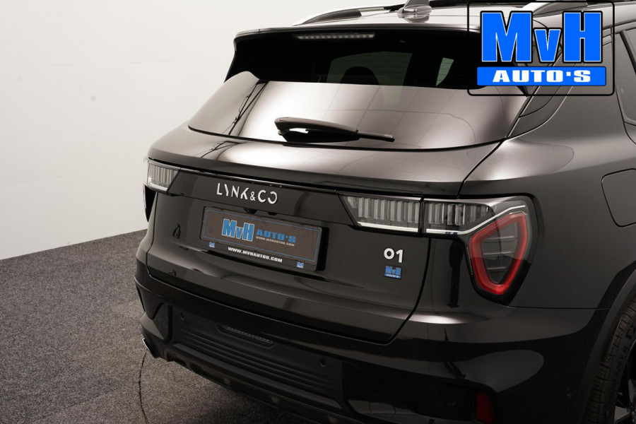 Lynk & Co 01 1.5 Hybride|FULL BLACK XL|ZWARTE.HEMEL|PANO|NAP