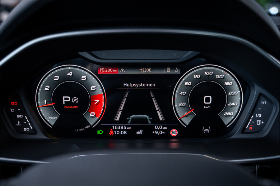 Audi Q3 Sportback 35 TFSI S Edition Competition - Panorama | Sonos | Carbon | Elek. Trekhaak | 360 Camera