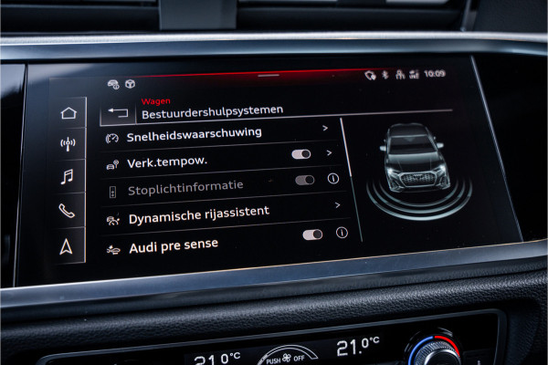 Audi Q3 Sportback 35 TFSI S Edition Competition - Panorama | Sonos | Carbon | Elek. Trekhaak | 360 Camera