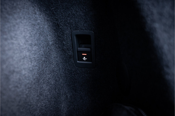 Audi Q3 Sportback 35 TFSI S Edition Competition - Panorama | Sonos | Carbon | Elek. Trekhaak | 360 Camera