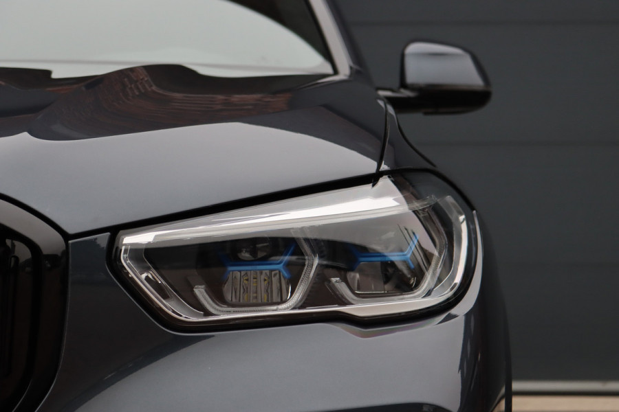 BMW X5 xDrive45e M-Sport High Executive | Luchtvering | Massage | Sky Lounge | Stoelventilatie | Memory | Soft-Close | Surround Camera | Harman/Kardon | Achterbank Verwarmd |