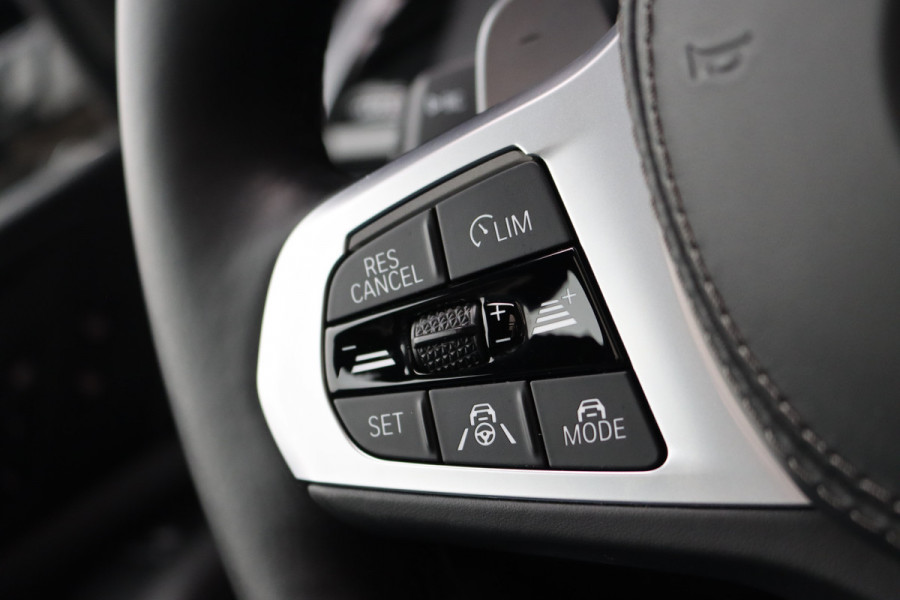 BMW X5 xDrive45e M-Sport High Executive | Luchtvering | Massage | Sky Lounge | Stoelventilatie | Memory | Soft-Close | Surround Camera | Harman/Kardon | Achterbank Verwarmd |