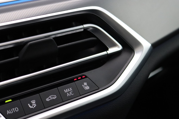 BMW X5 xDrive45e M-Sport High Executive | Luchtvering | Massage | Sky Lounge | Stoelventilatie | Memory | Soft-Close | Surround Camera | Harman/Kardon | Achterbank Verwarmd |