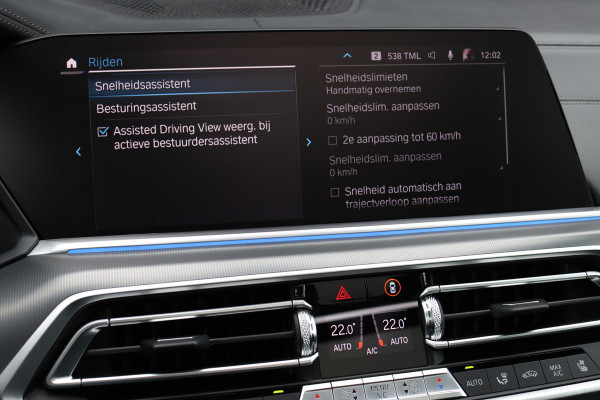 BMW X5 xDrive45e M-Sport High Executive | Luchtvering | Massage | Sky Lounge | Stoelventilatie | Memory | Soft-Close | Surround Camera | Harman/Kardon | Achterbank Verwarmd |