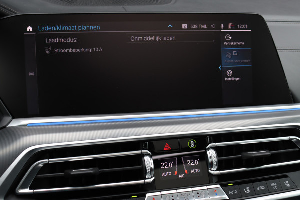 BMW X5 xDrive45e M-Sport High Executive | Luchtvering | Massage | Sky Lounge | Stoelventilatie | Memory | Soft-Close | Surround Camera | Harman/Kardon | Achterbank Verwarmd |