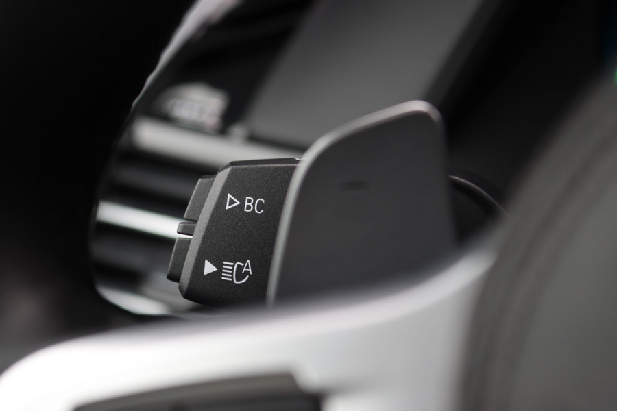 BMW X5 xDrive45e M-Sport High Executive | Luchtvering | Massage | Sky Lounge | Stoelventilatie | Memory | Soft-Close | Surround Camera | Harman/Kardon | Achterbank Verwarmd |