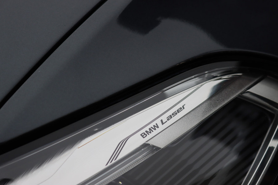 BMW X5 xDrive45e M-Sport High Executive | Luchtvering | Massage | Sky Lounge | Stoelventilatie | Memory | Soft-Close | Surround Camera | Harman/Kardon | Achterbank Verwarmd |