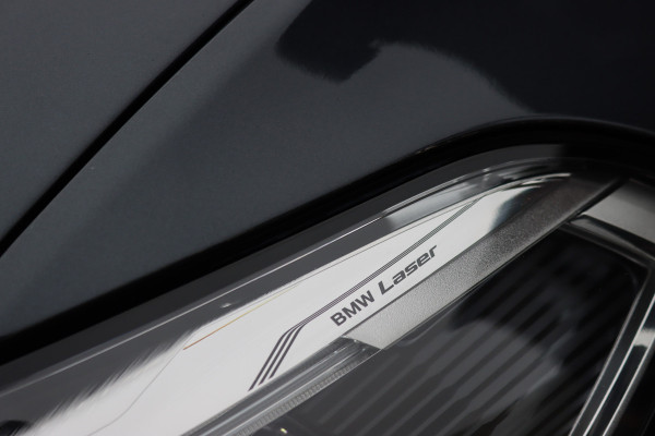 BMW X5 xDrive45e M-Sport High Executive | Luchtvering | Massage | Sky Lounge | Stoelventilatie | Memory | Soft-Close | Surround Camera | Harman/Kardon | Achterbank Verwarmd |